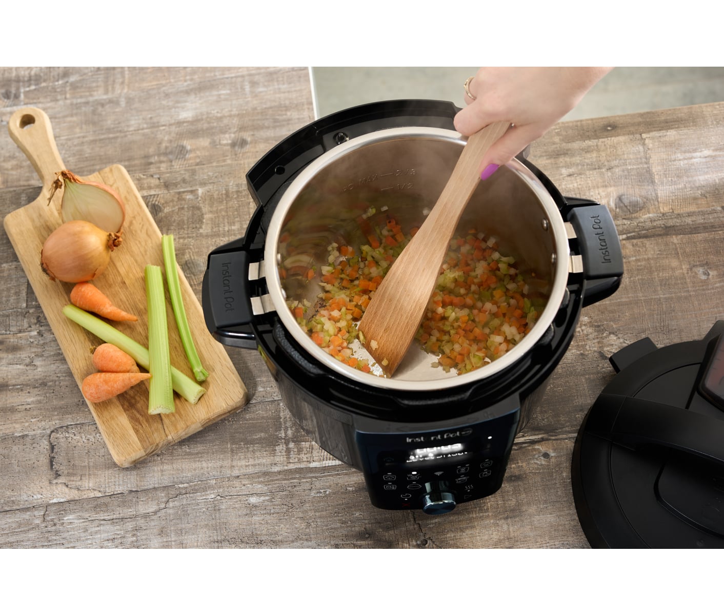 Instant Pot Plus Wifi (9in1) 5.7l 1000w Multicooker billede 2