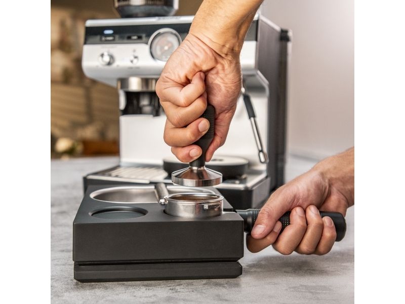Krups Precision XP801T10, Espressomaskine, 3 L, Malet kaffe, Indbygget kværn, Sort, Rustfrit stål