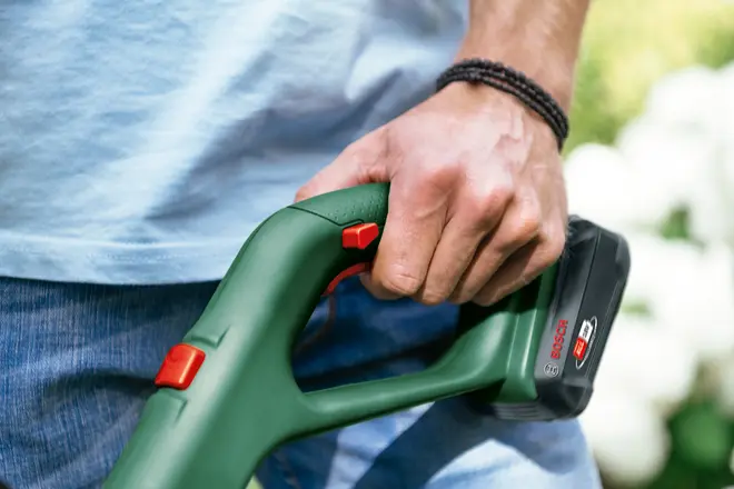 Bosch Græstrimmer Easy 26 cm 18V billede 3