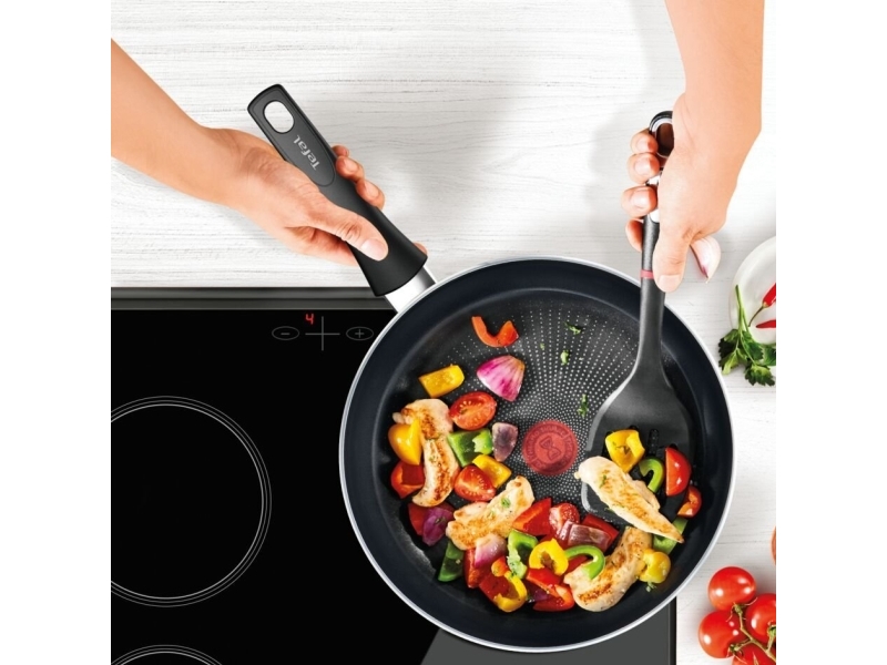 Tefal Titanium Force pande 24 cm