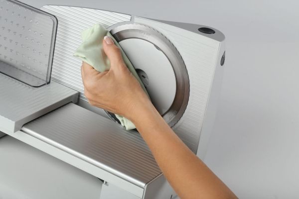 Gorenje R607A, Elektrisk, 1,5 cm, Grå, Plast, Metal, 17 cm, 110 W