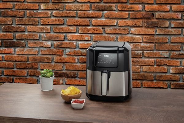 Hisense H06AFBS1S3, Varmluftsteger, 5 L, 80 °C, 200 °C, Enkelt, Sort