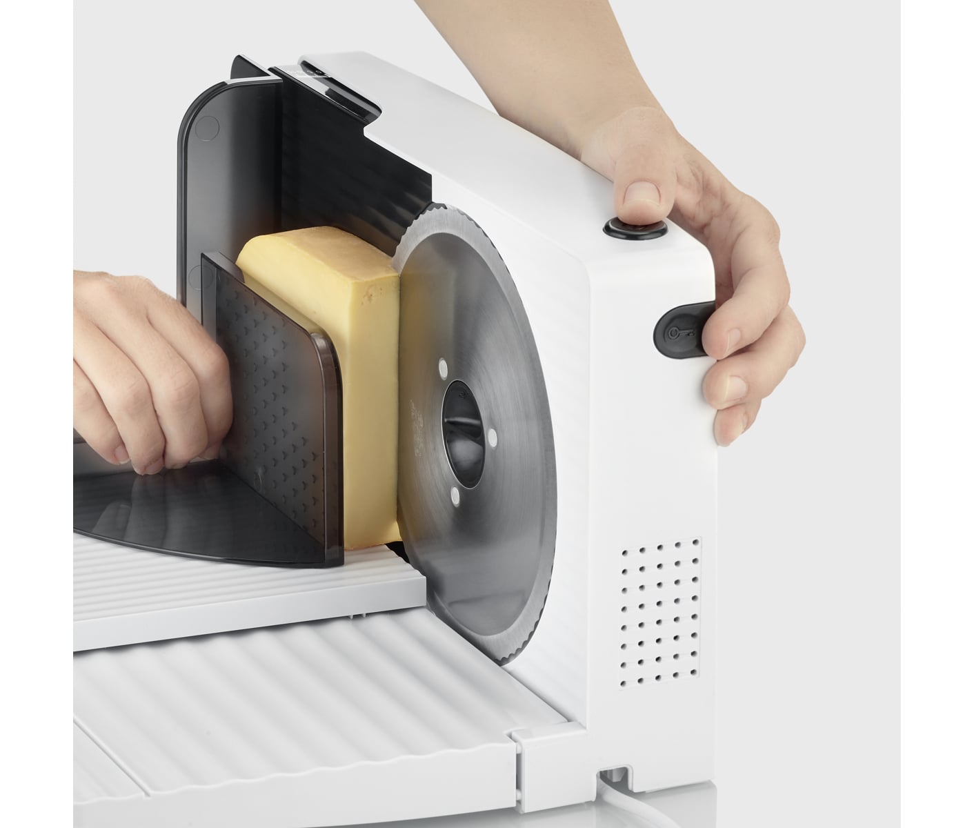 SEVERIN Compact universal slicer with DC motor