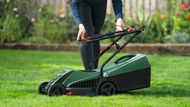 Bosch El-plæneklipper EasyRotak 32-220 billede 2