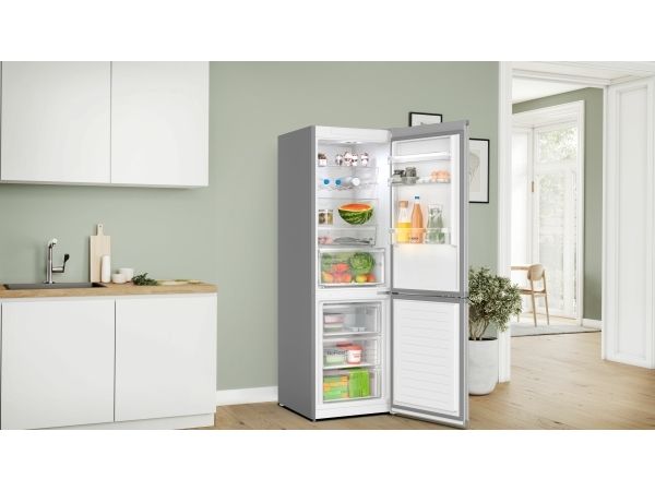 Bosch Serie 4 KGN367LDF, 321 L, SN-T, 9,5 kg/24t, D, Frisk zone, aflukke, Rustfrit stål