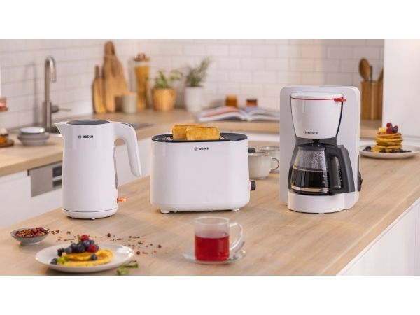 Bosch Elkedel My Moment TWK2M161 - Hvid - 2400 W