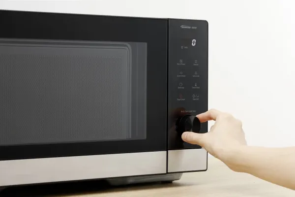Panasonic NN-GD38QSEPG