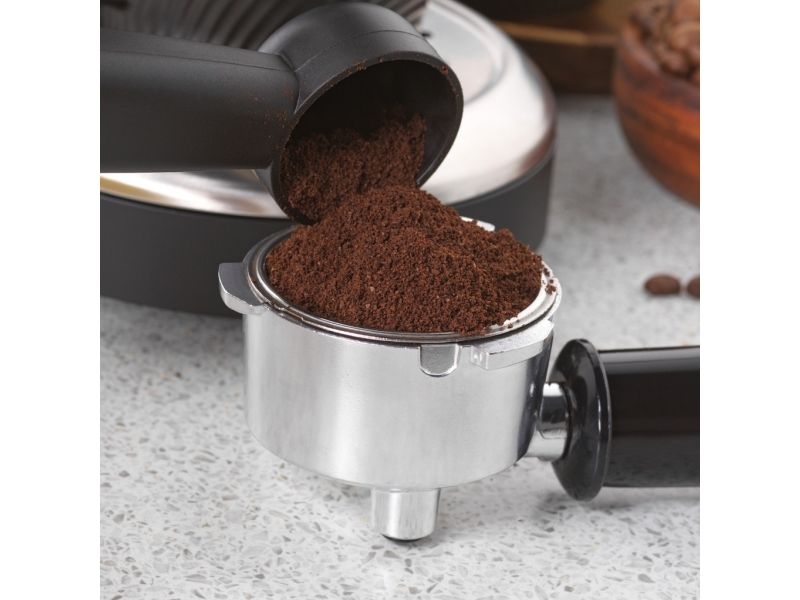 Petra PT5240BVDE, Espressomaskine, 1,4 L, Malet kaffe, 1465 W, Sort