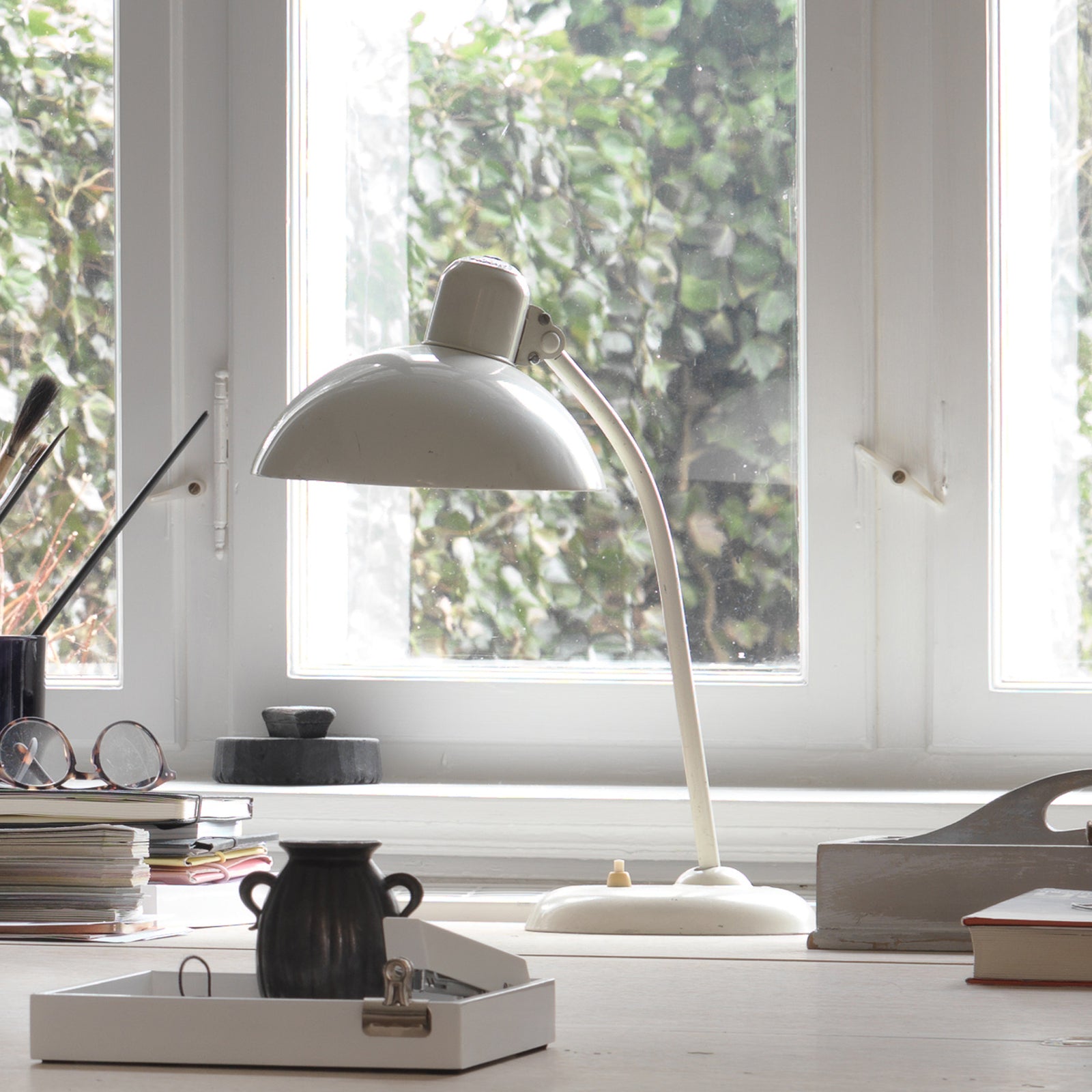 KAISER Idell™ 6556-T Bordlampe Hvid billede 3