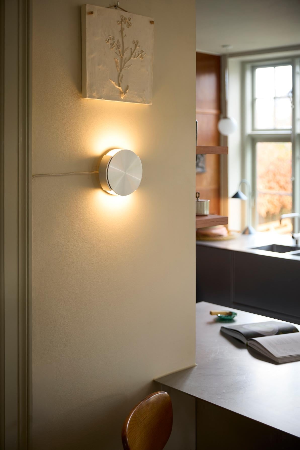 Rotate børstet aluminium væglampe billede 4