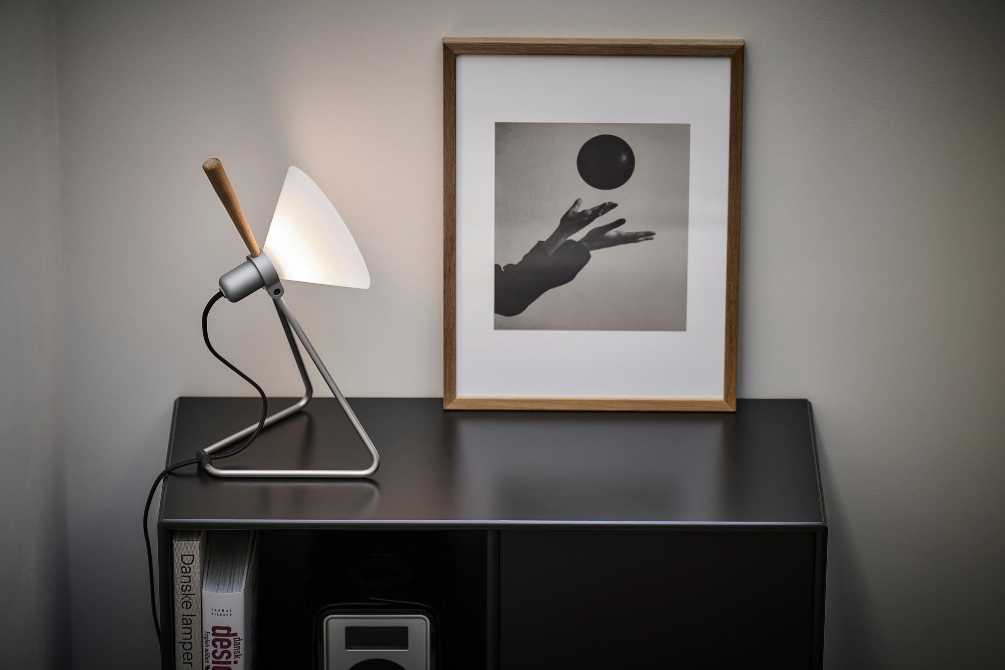 Spot sølv bordlampe billede 3