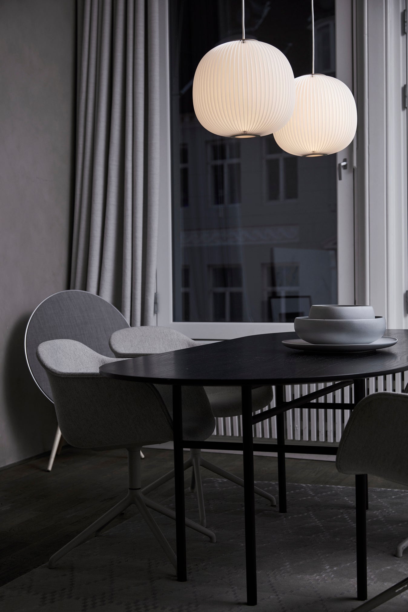 Lamella 3 sort/hvid pendel billede 3