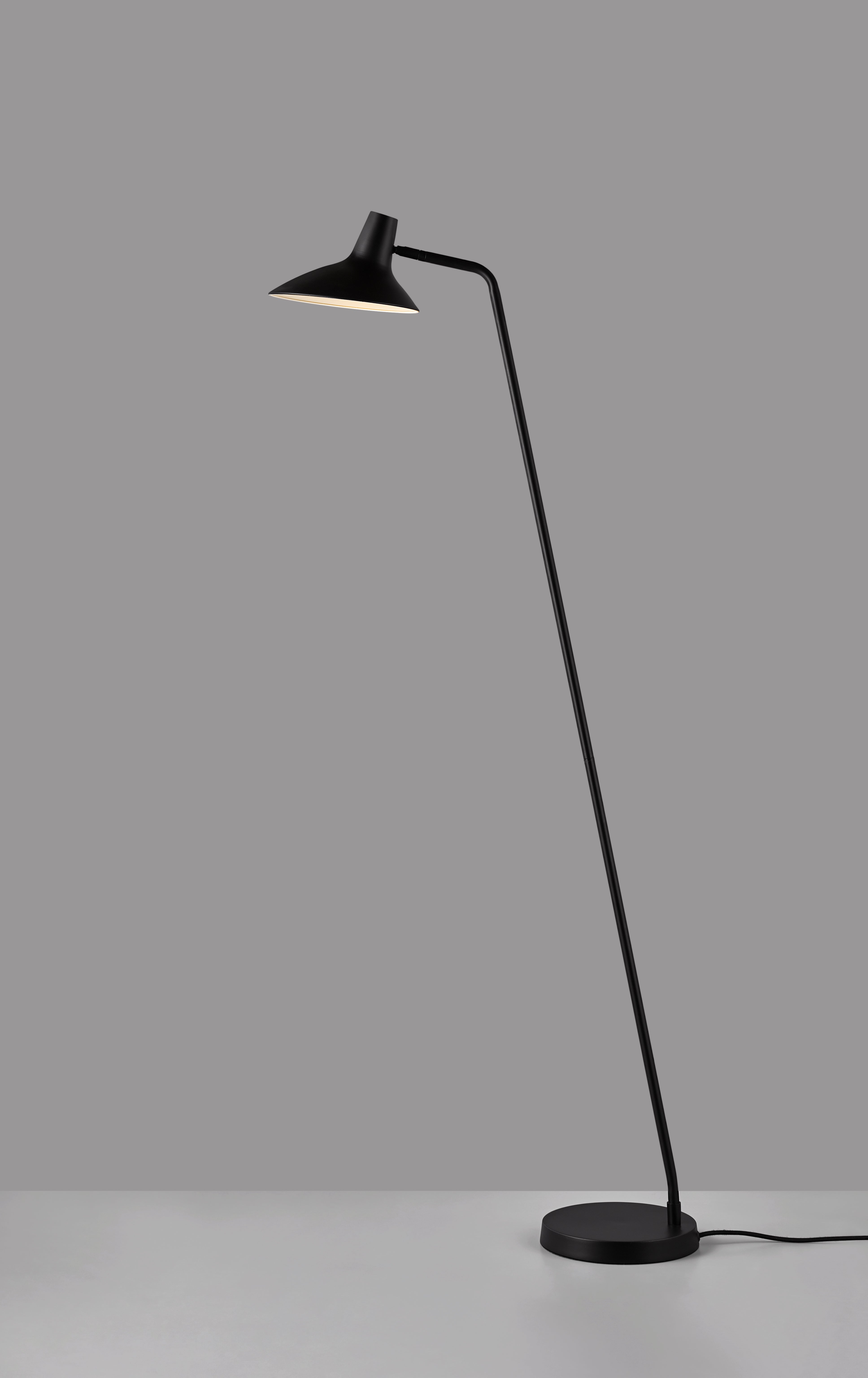 Darci sort gulvlampe billede 4