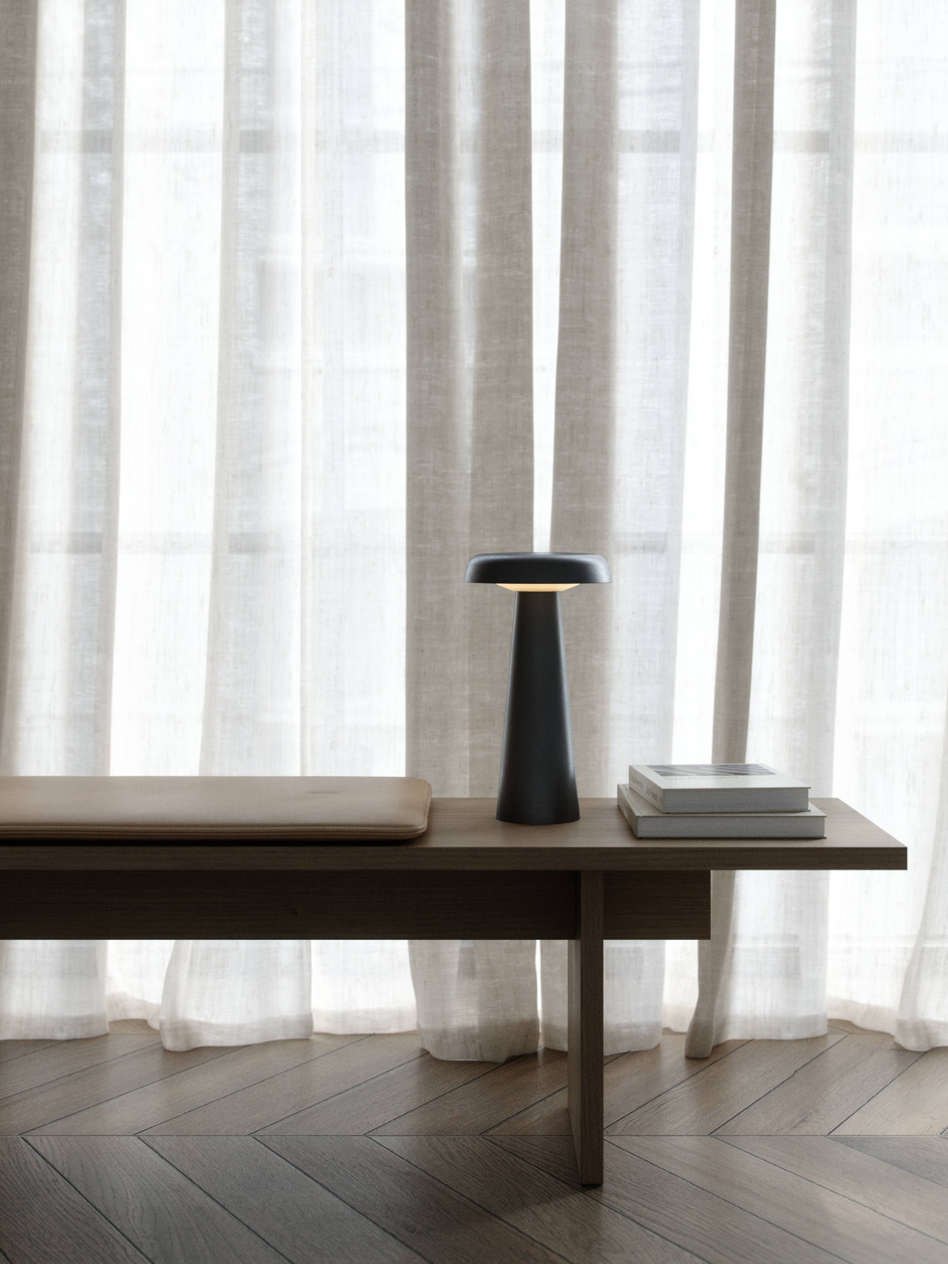 Arcello antracit LED bordlampe billede 3