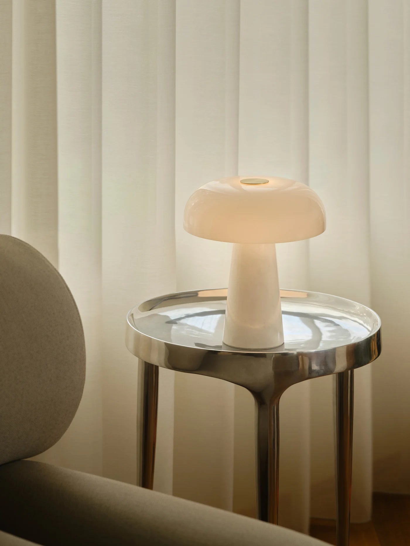 Glossy Mini Bordlampe Hvid billede 3
