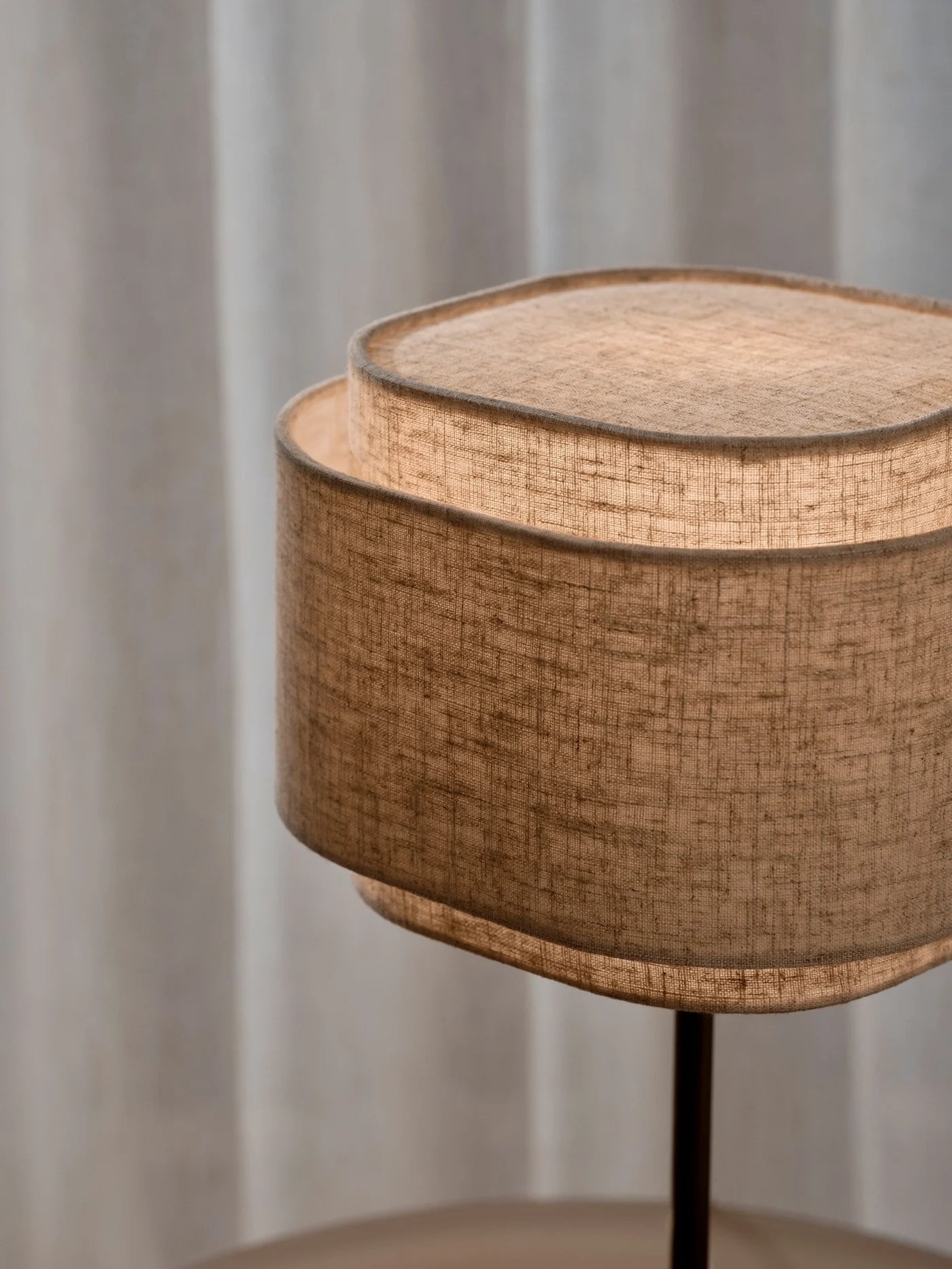 Takai Bordlampe Beige billede 2