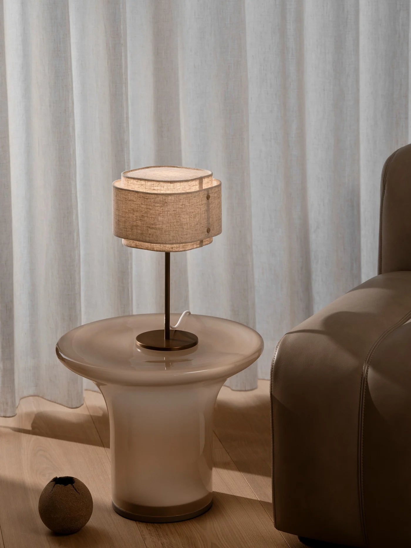 Takai Bordlampe Beige billede 3