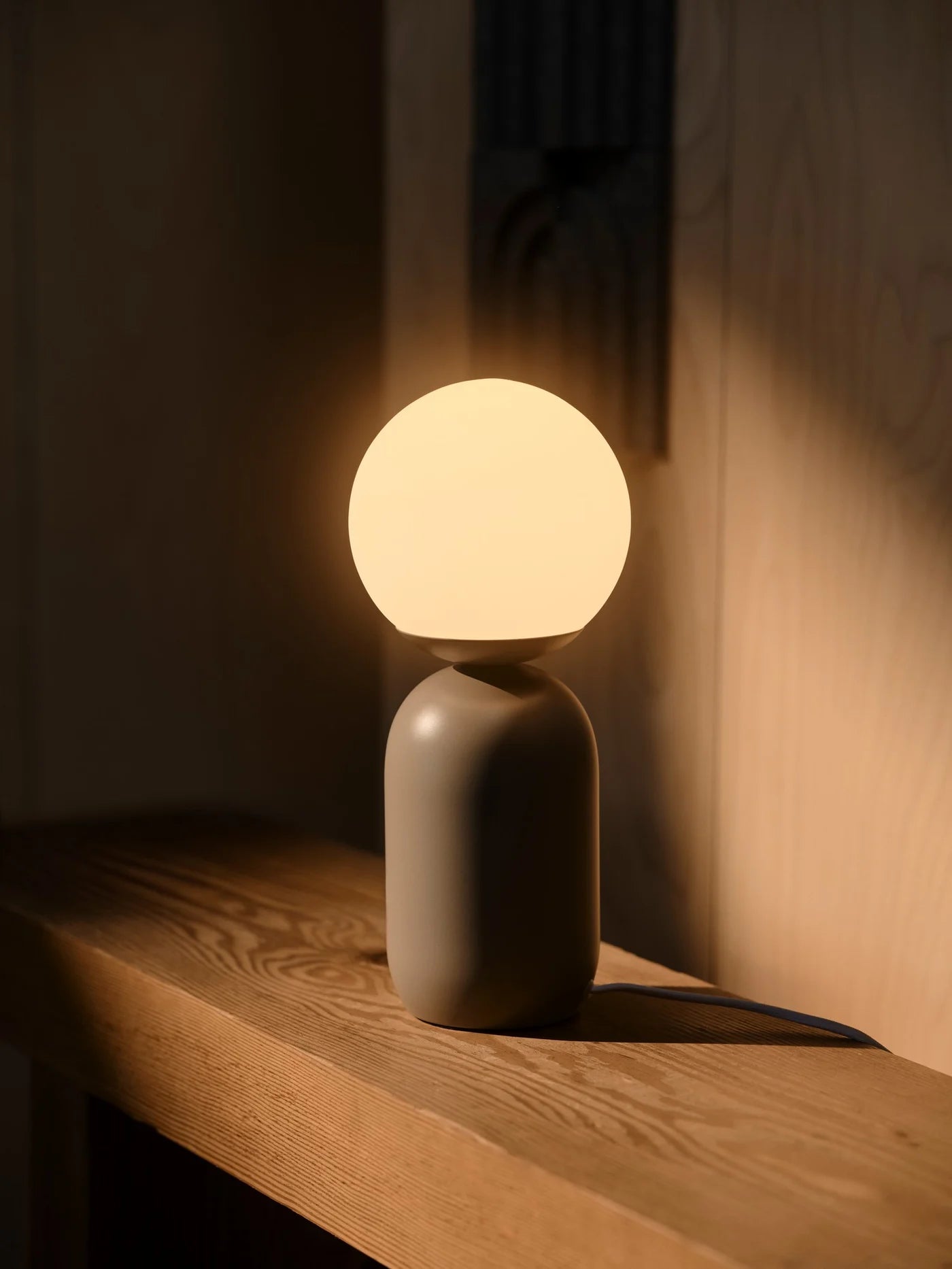 Nordlux Notti Bordlampe Lysebrun billede 2