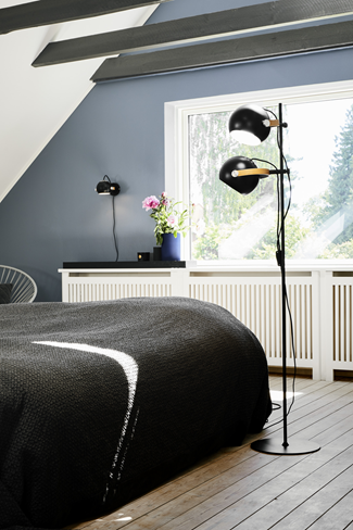 DC Gulvlampe Sort Ø18 2 arme - Halo Design billede 3