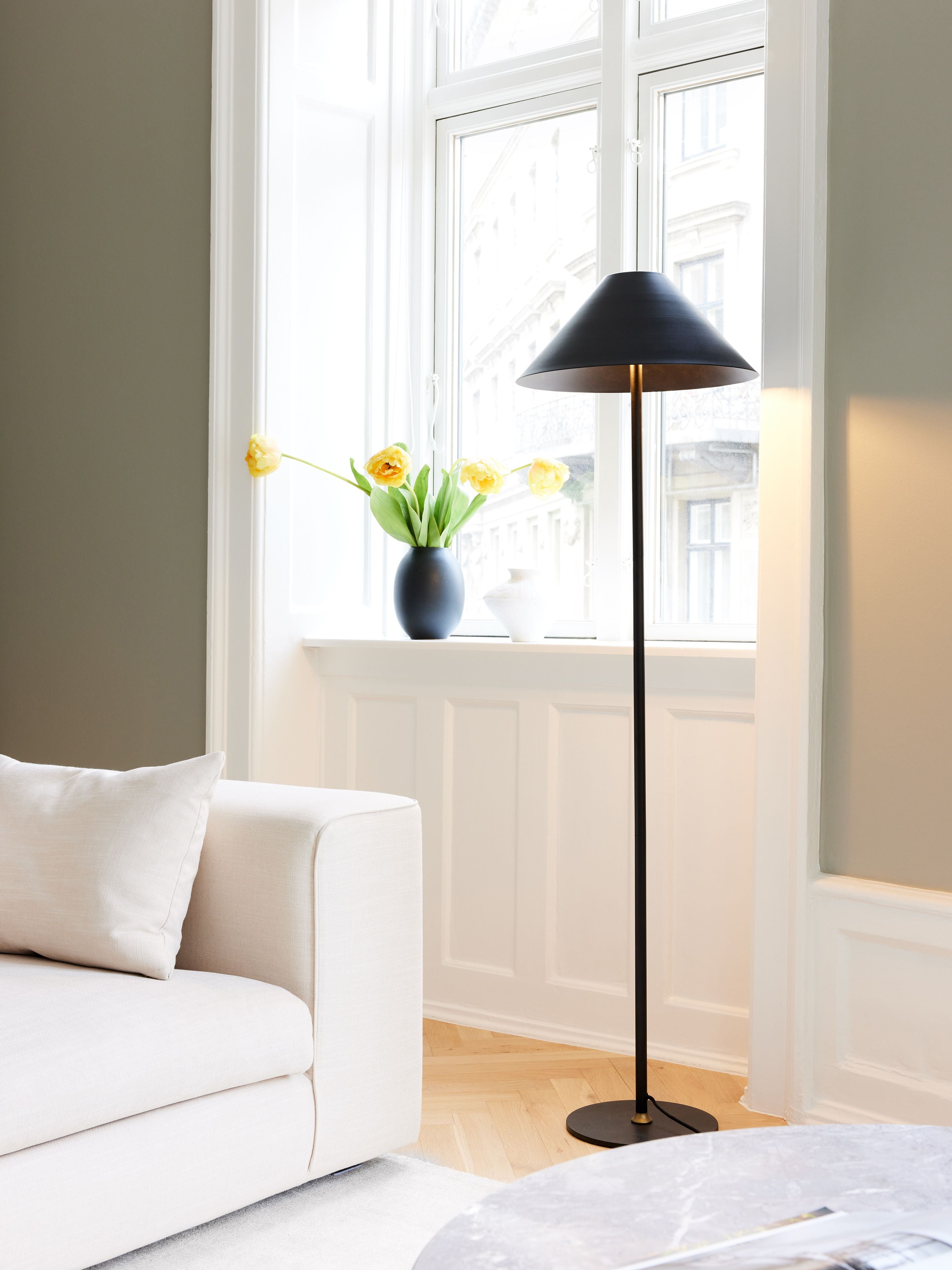 Hygge Gulvlampe Ø40 Graphit Sort billede 3