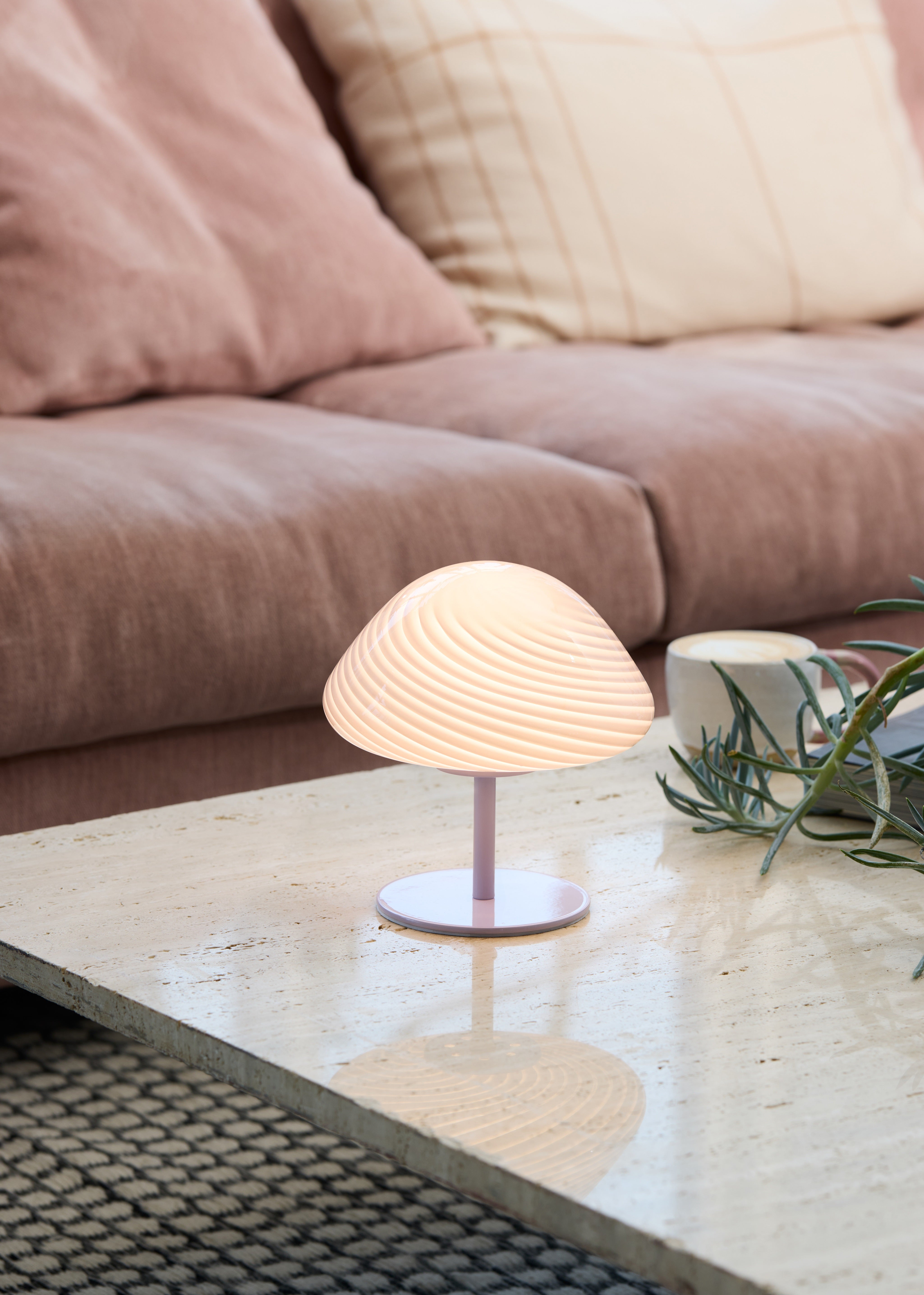 Mini Mush lilla bordlampe billede 3