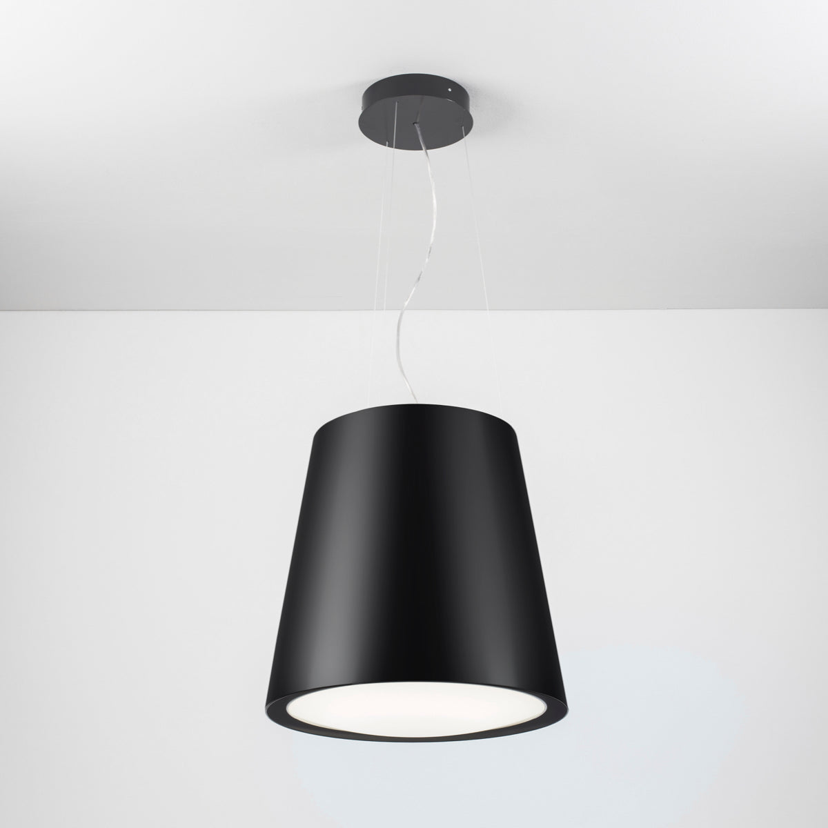Witt Architect Free Matte Black-2 Frithængende emhætte