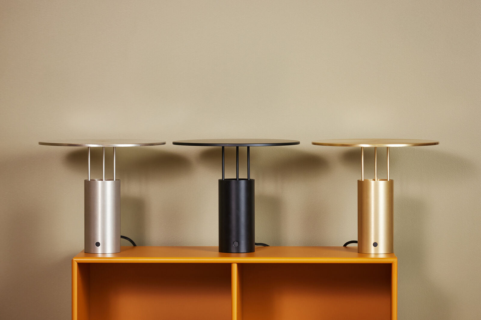 Tempel280 stål bordlampe billede 4