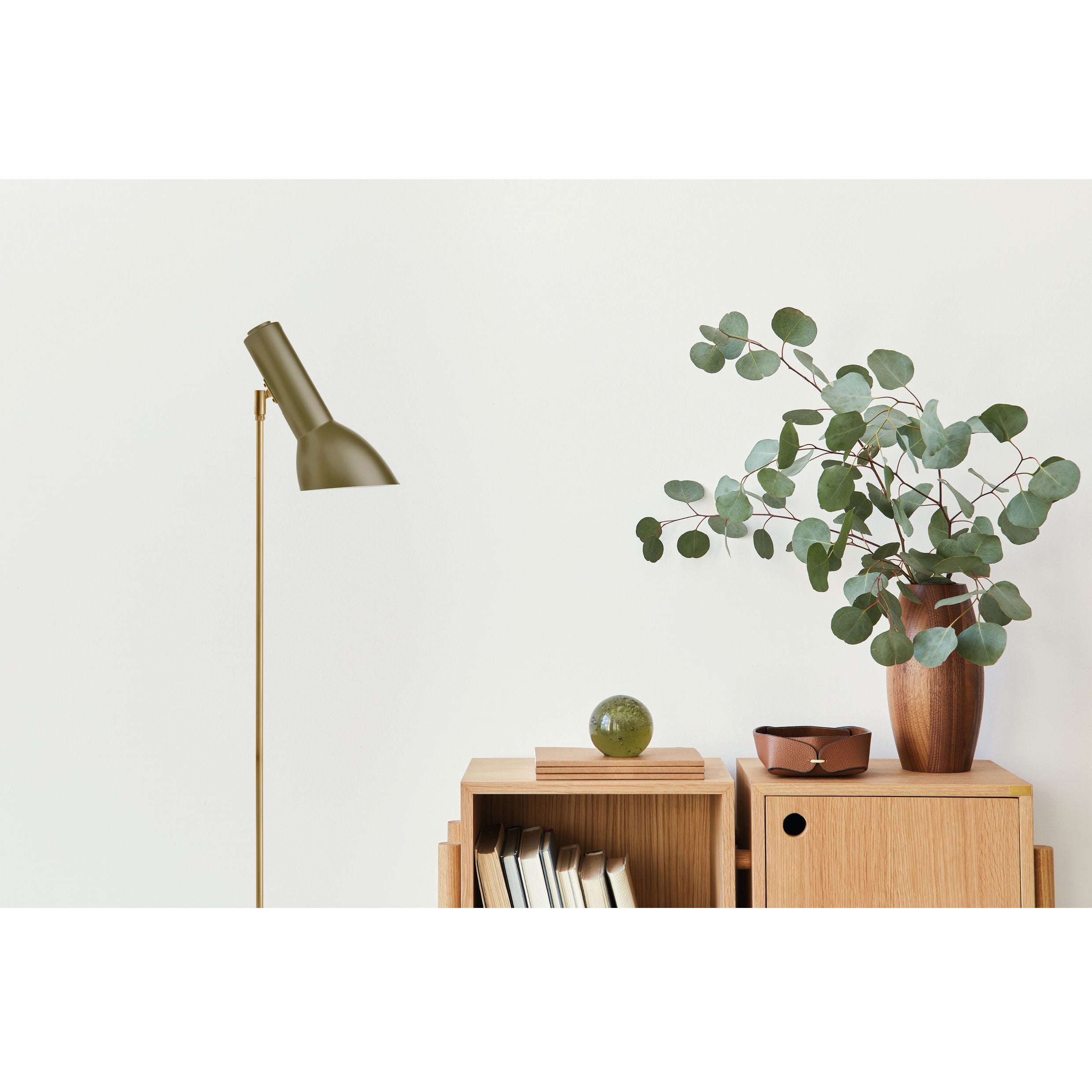 Oblique Olivengrøn/Messing - Gulvlampe billede 3