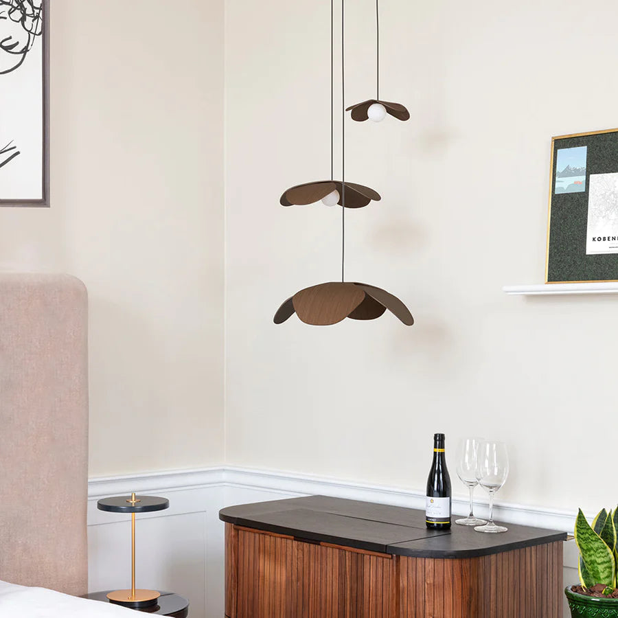 Forget Me Not Large Pendel Ø38 Dark Oak - UMAGE billede 4