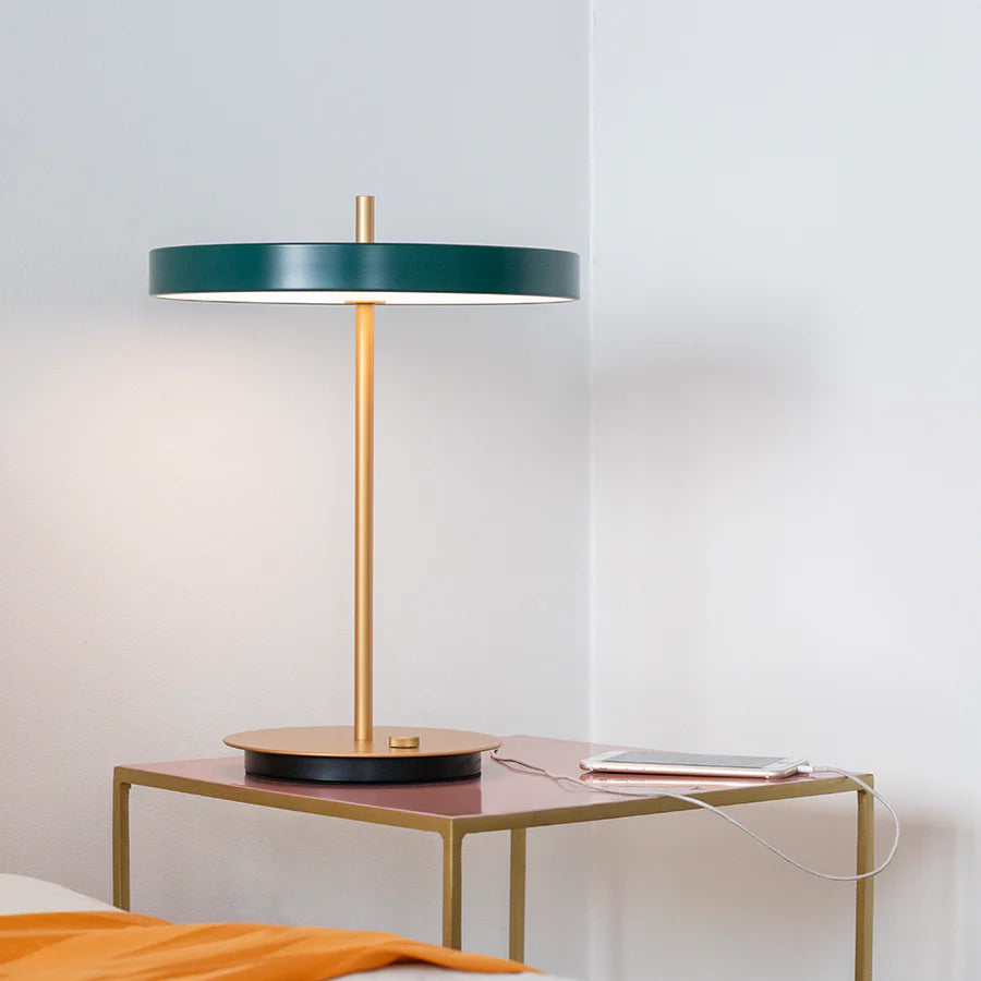 UMAGE Asteria Table Ø31 Skovgrøn - Bordlampe billede 3