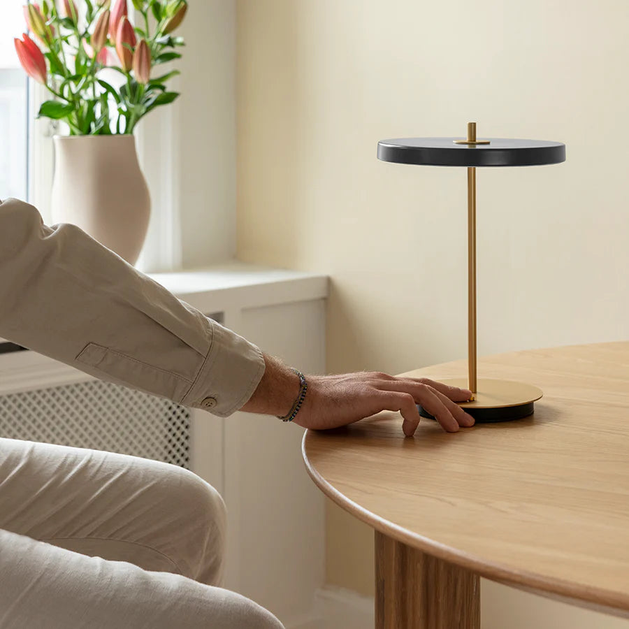 UMAGE Asteria Move Ø20 Antracit Grå - Bordlampe billede 3