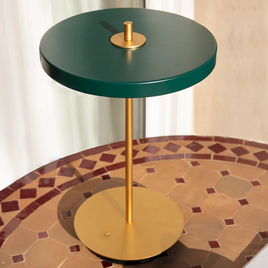 UMAGE Asteria Move Ø20 Skovgrøn - Bordlampe billede 3