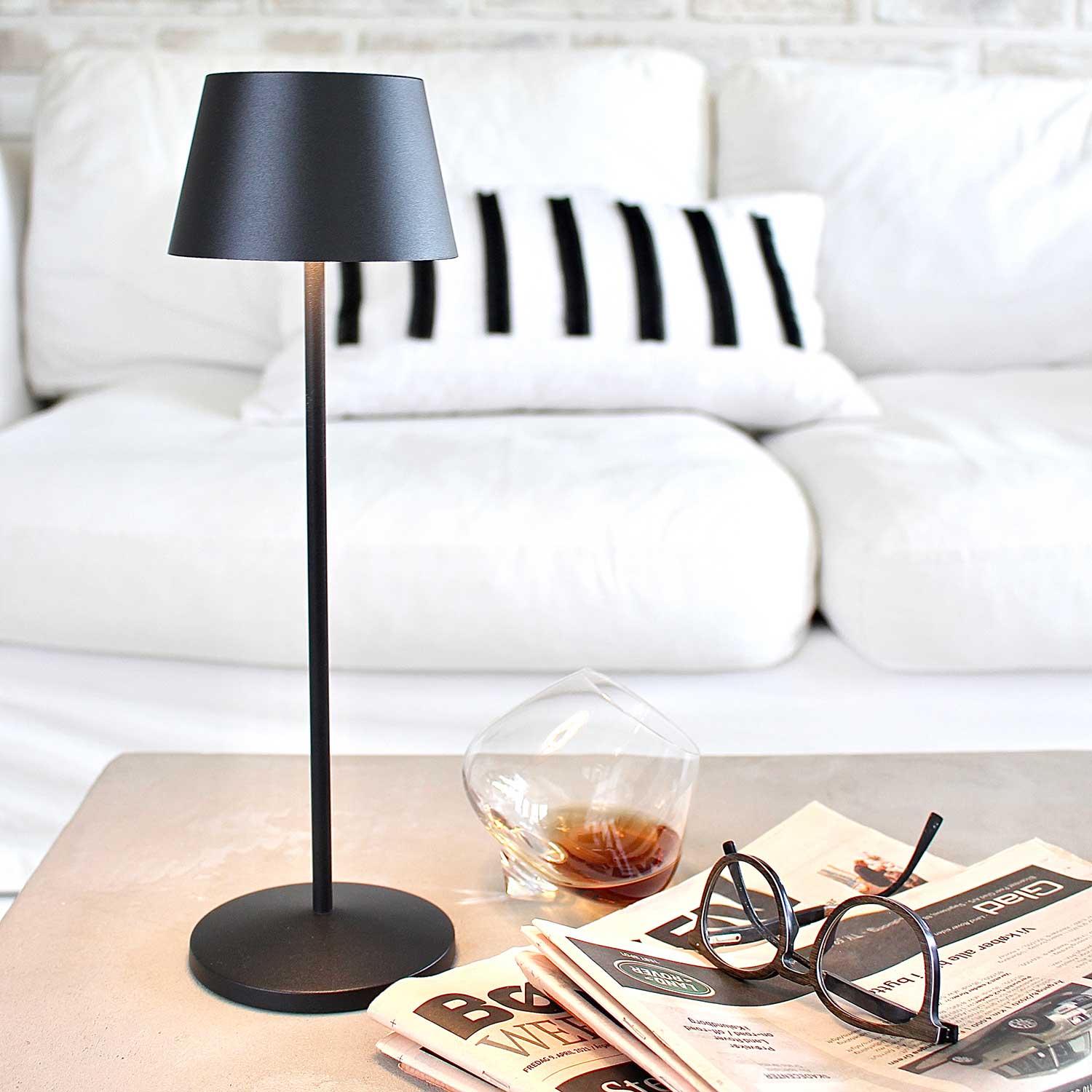 LOOM Design Modi Black - Bordlampe billede 2