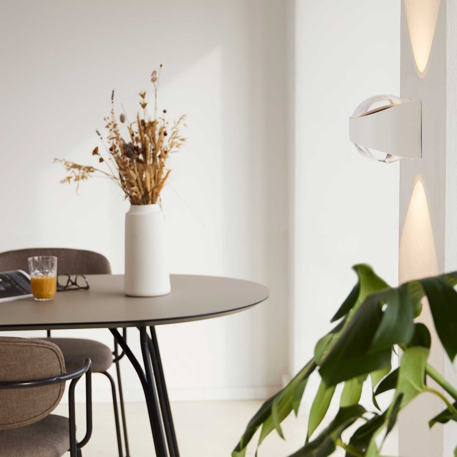 LOOM Design SAGA WHITE IP65, 12,5W - Væglampe billede 3