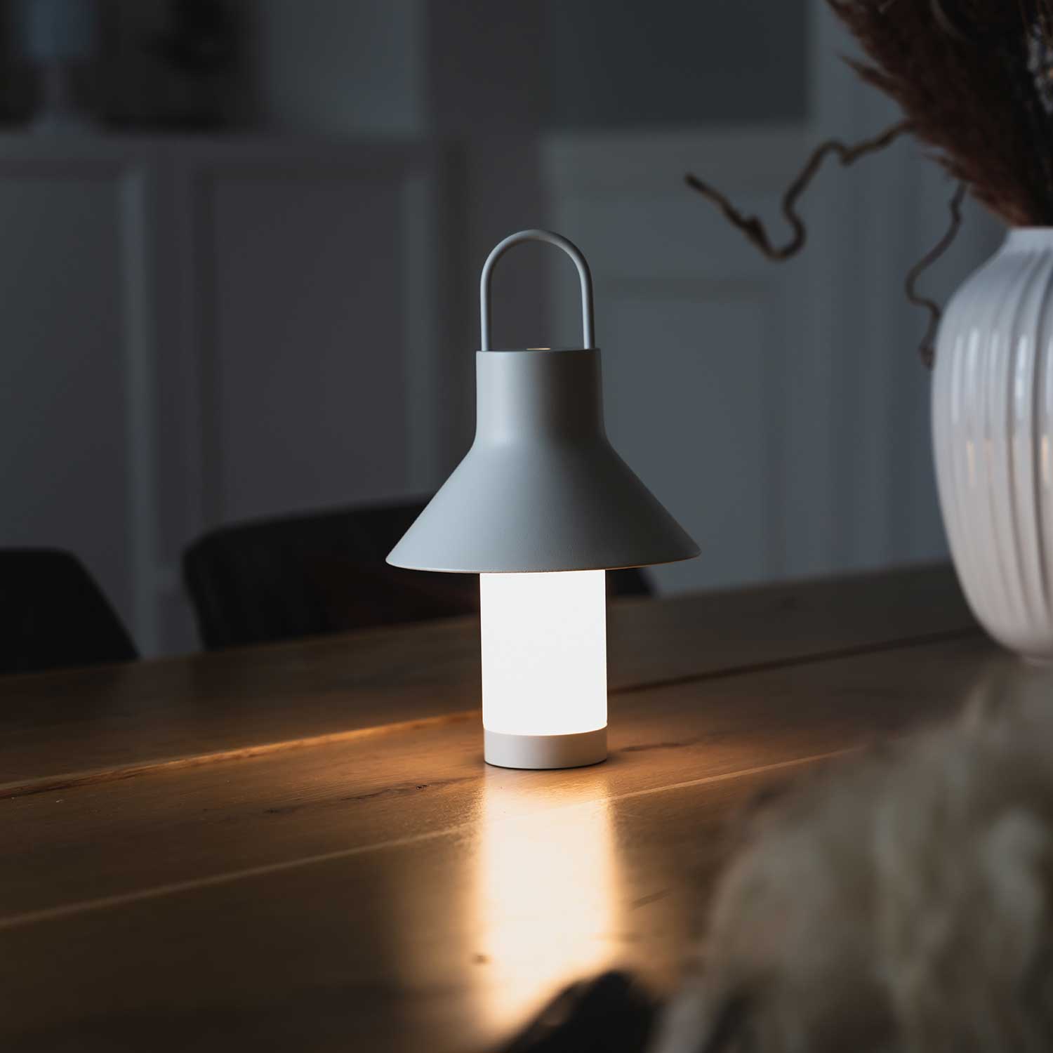 LOOM Design Shadow Small White - Bordlampe billede 2