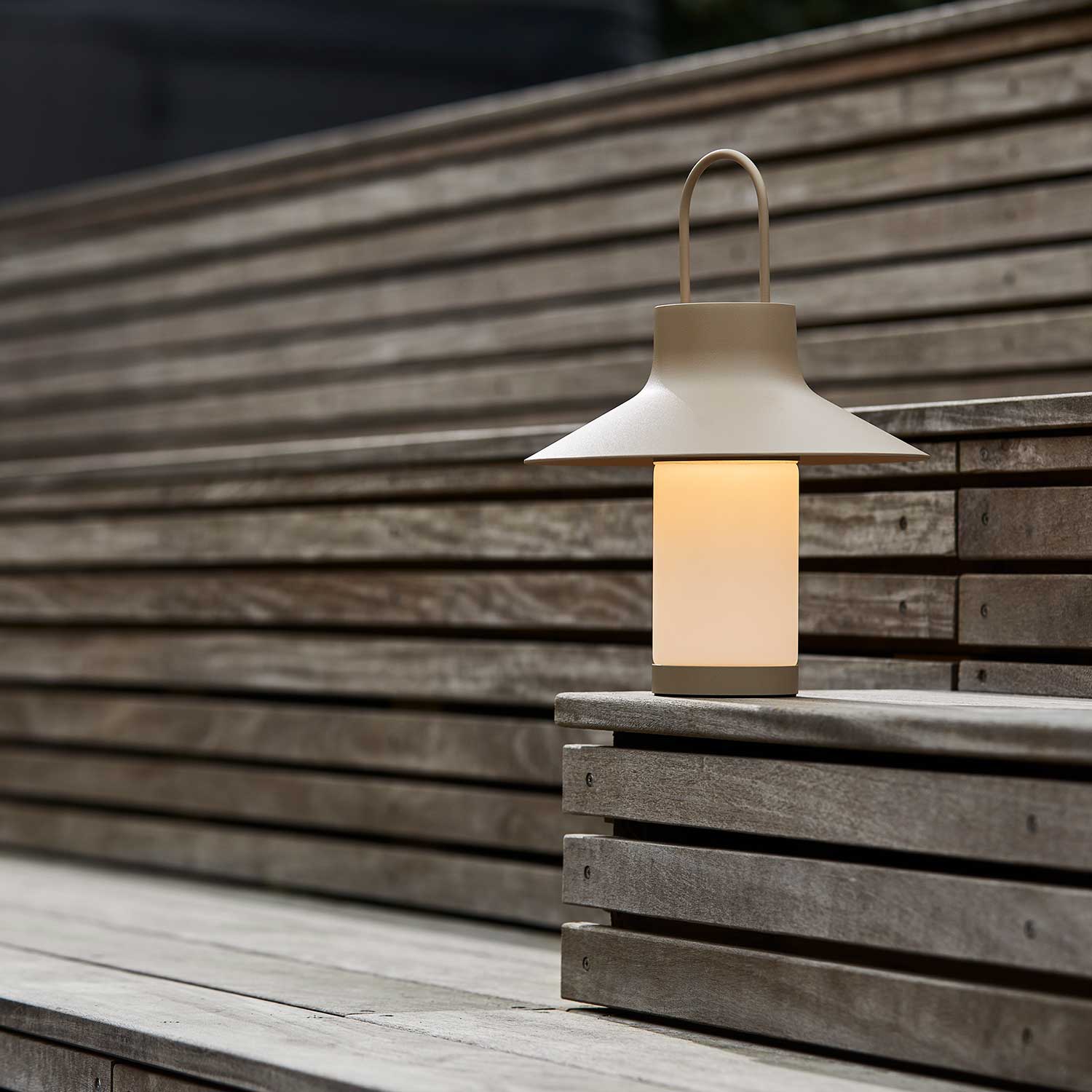 LOOM Design Shadow Large Grey Beige - Bordlampe billede 3