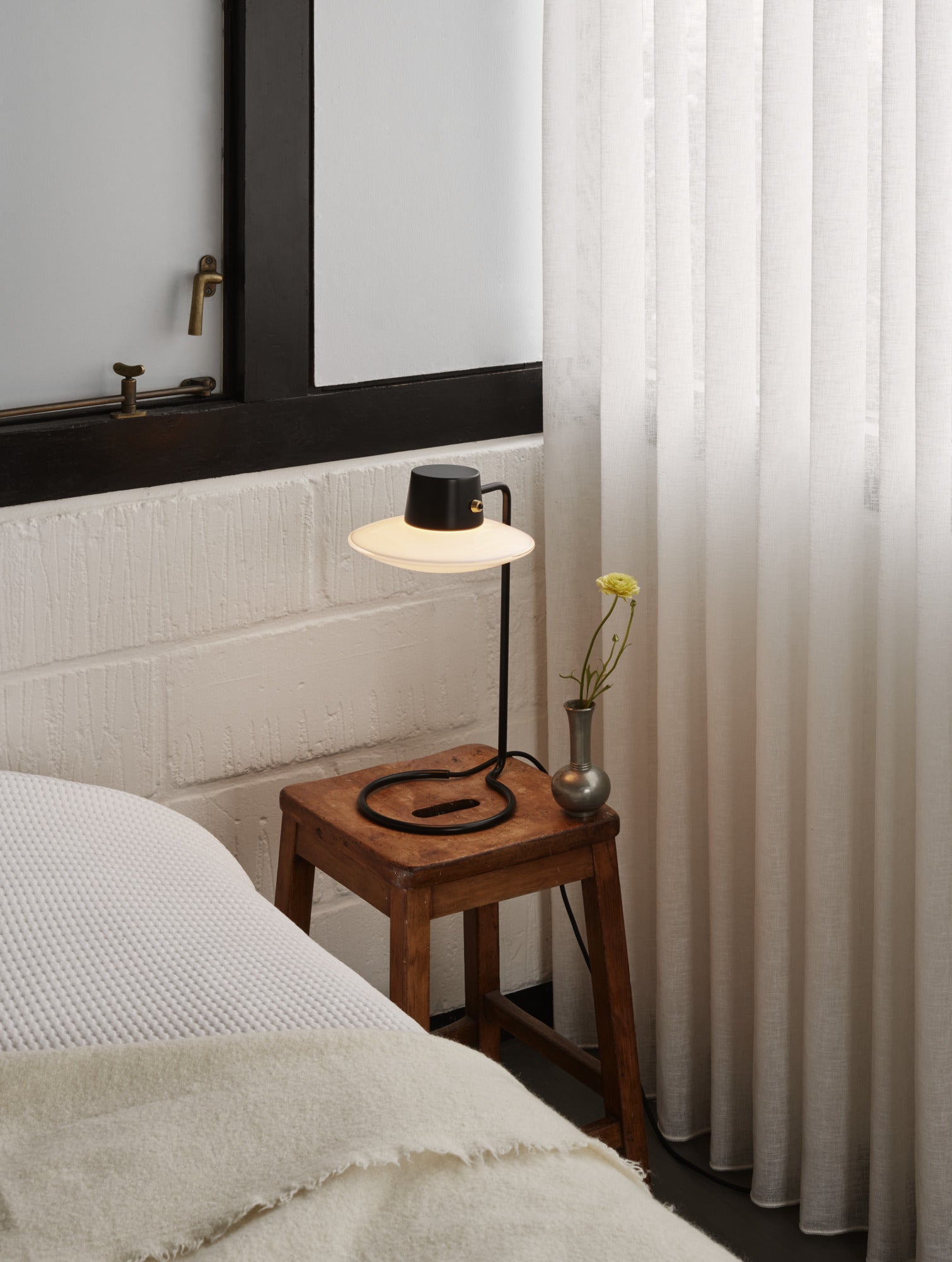 AJ Oxford Bordlampe Høj Opalglas billede 3