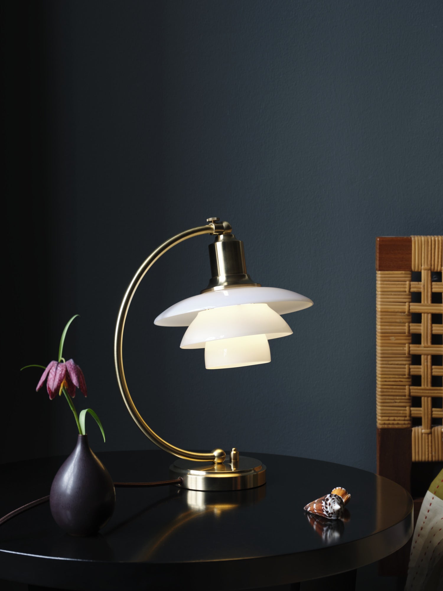 PH 2/2 Luna Bordlampe E27 Messing opal billede 3