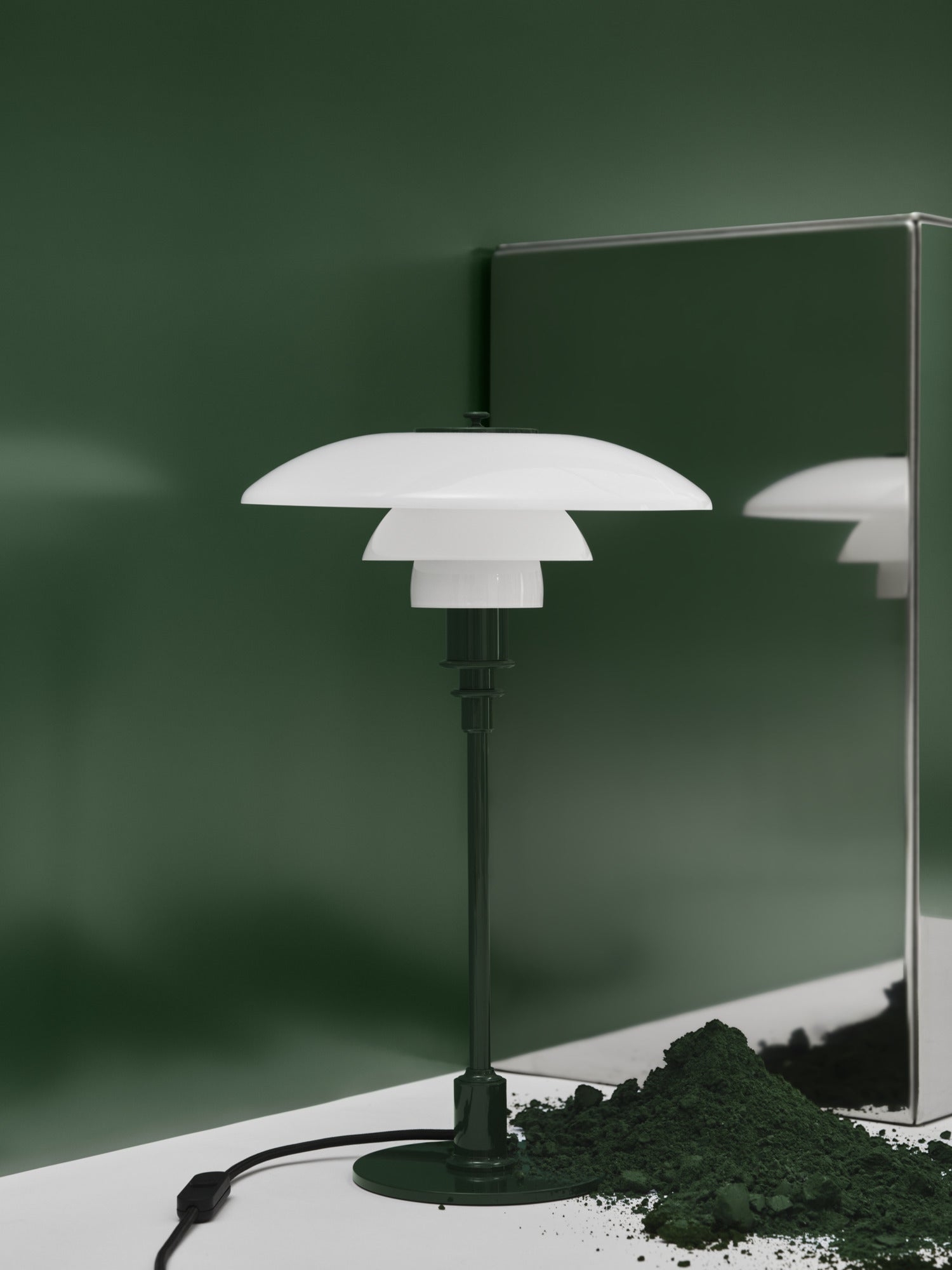 PH 3/2 Glossy Deep Green bordlampe billede 3