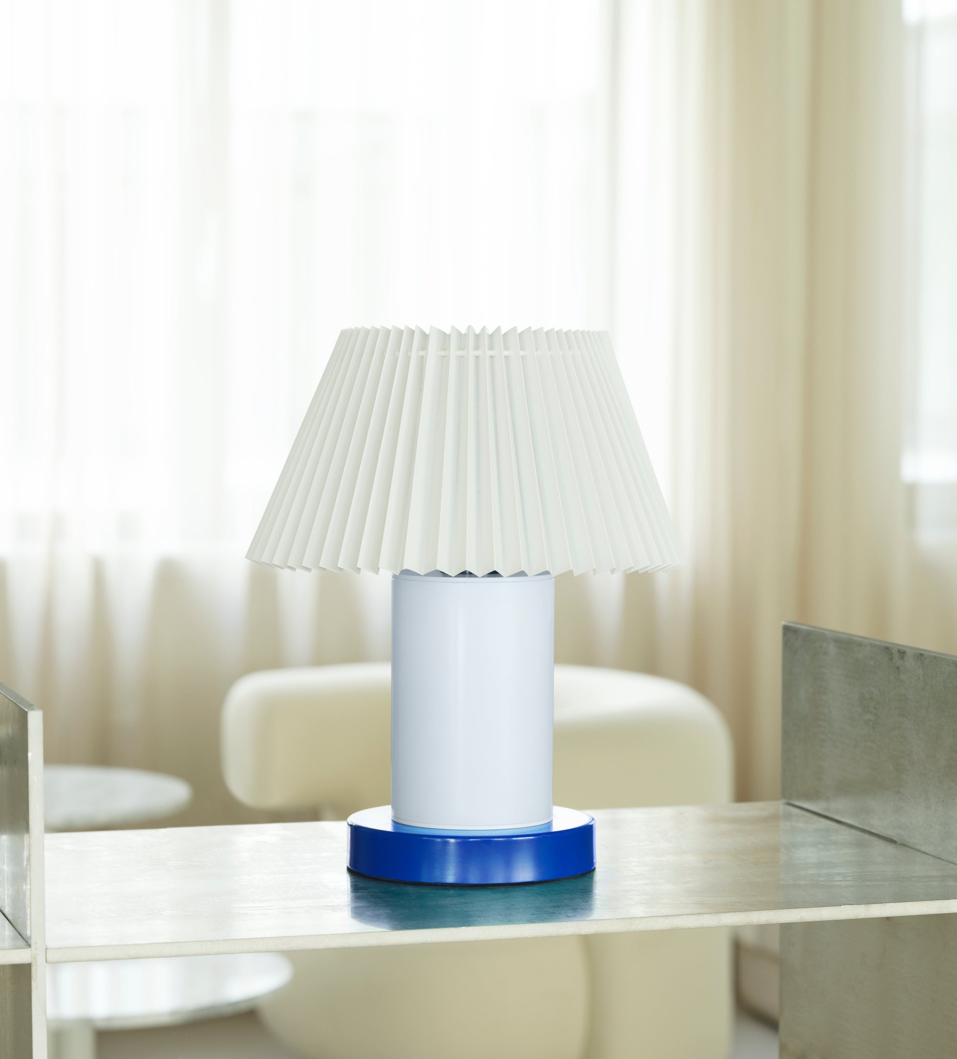 Cellu lyseblå bordlampe billede 3