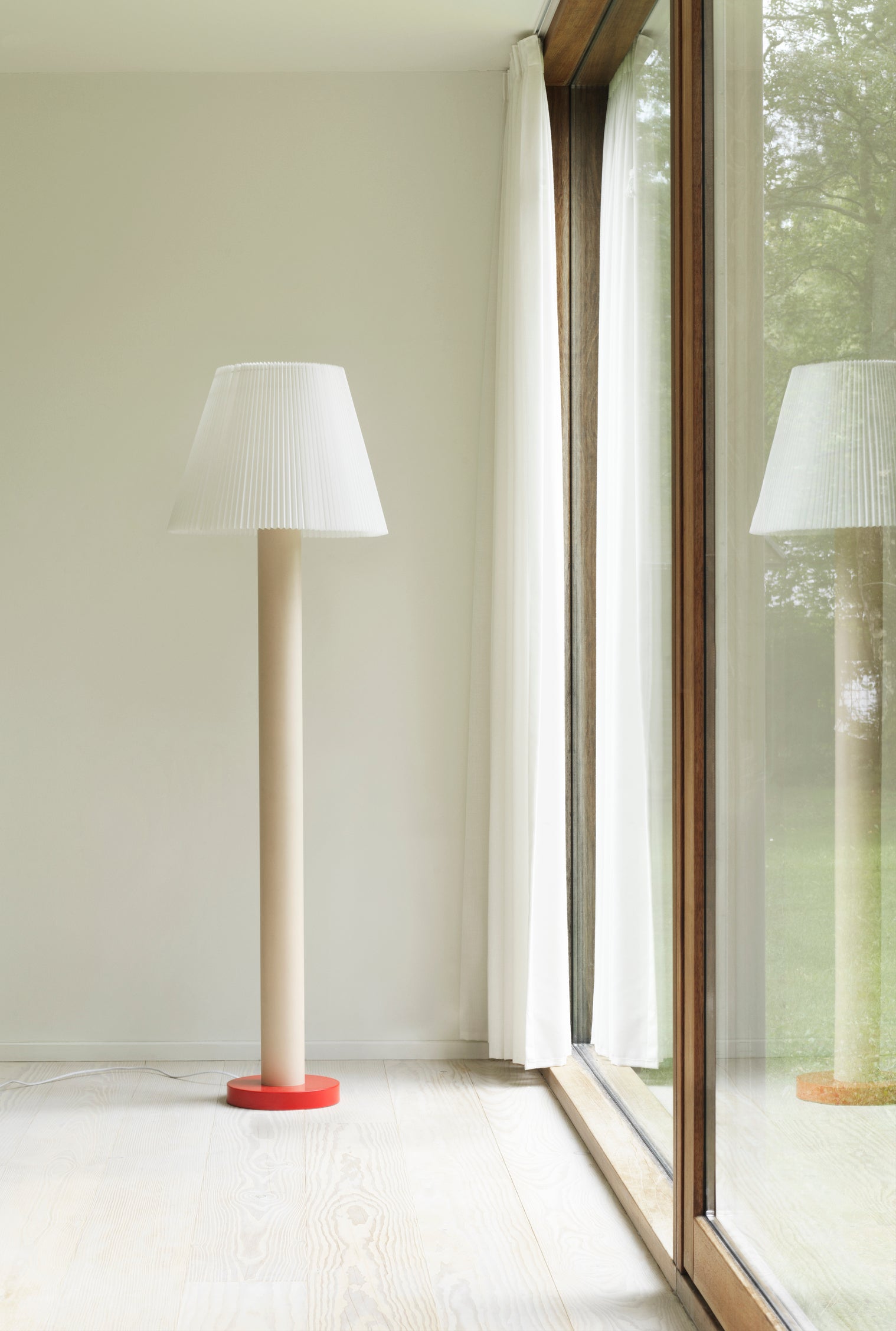 Cellu sandfarvet gulvlampe billede 3