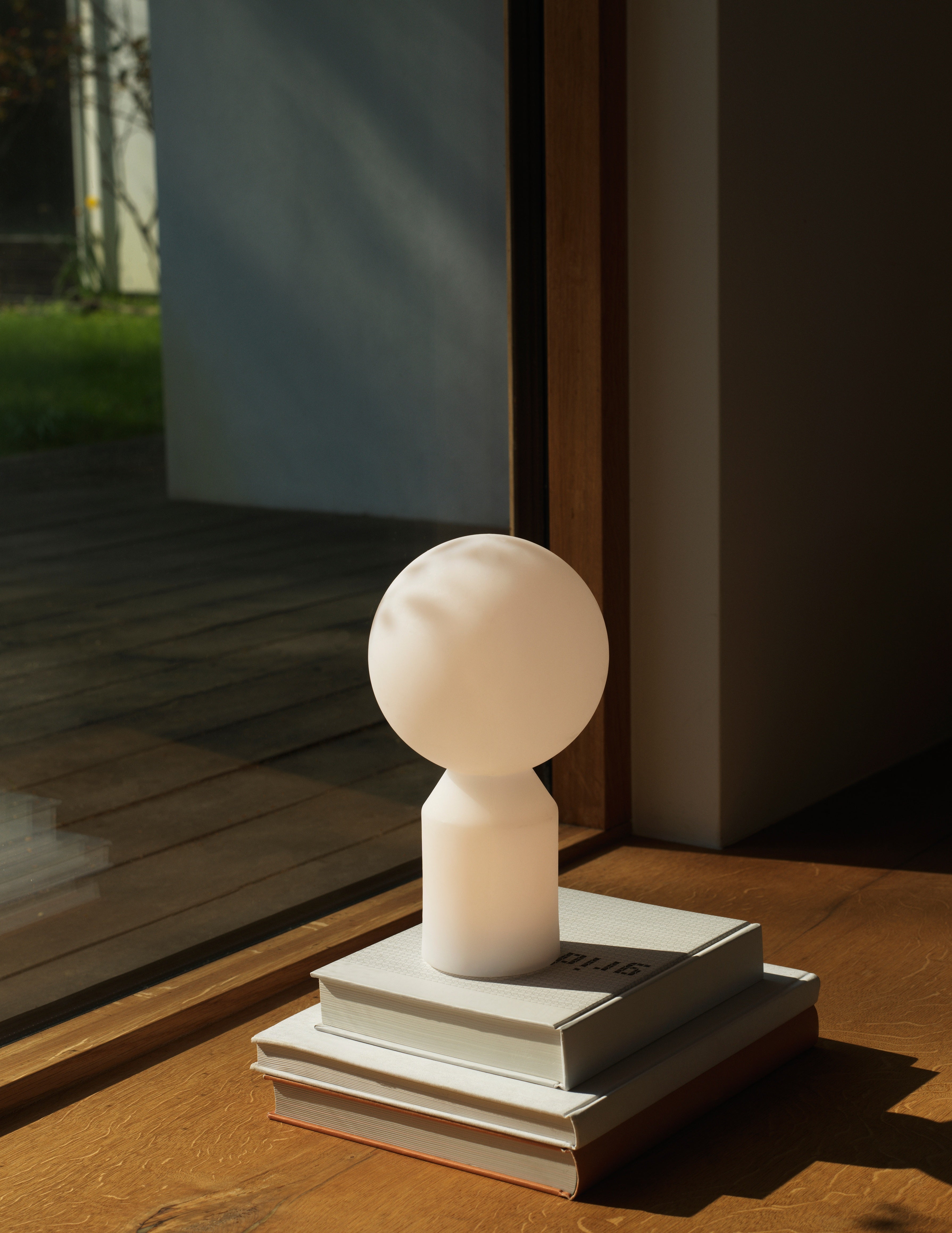 Yo LED portable lille bordlampe billede 3