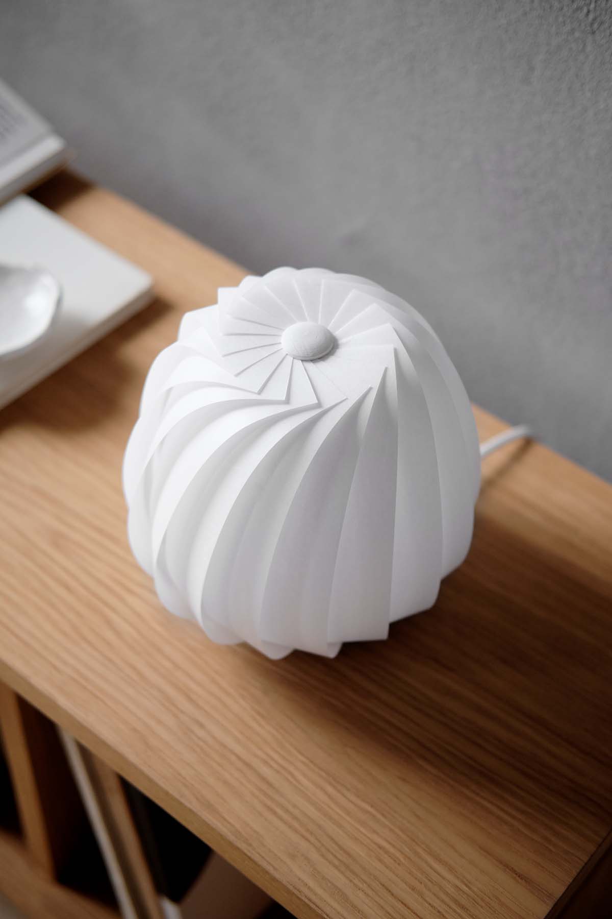 ST906 Hvid 19 cm Bordlampe billede 2