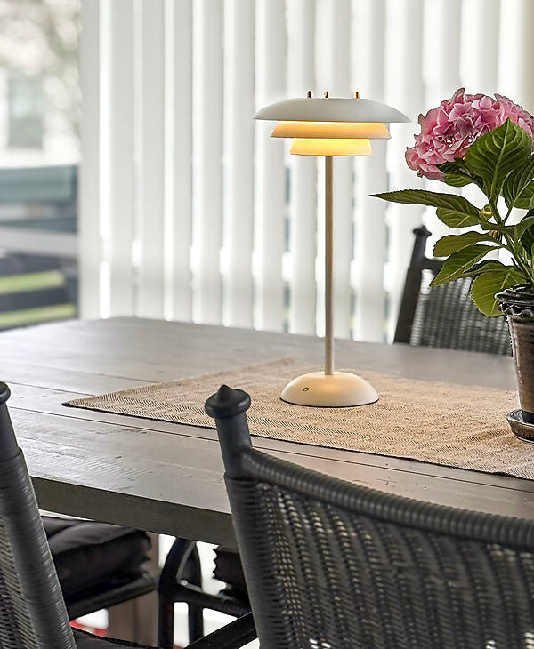 Aneta Epsilon Recharge Bordlampe Hvid billede 4