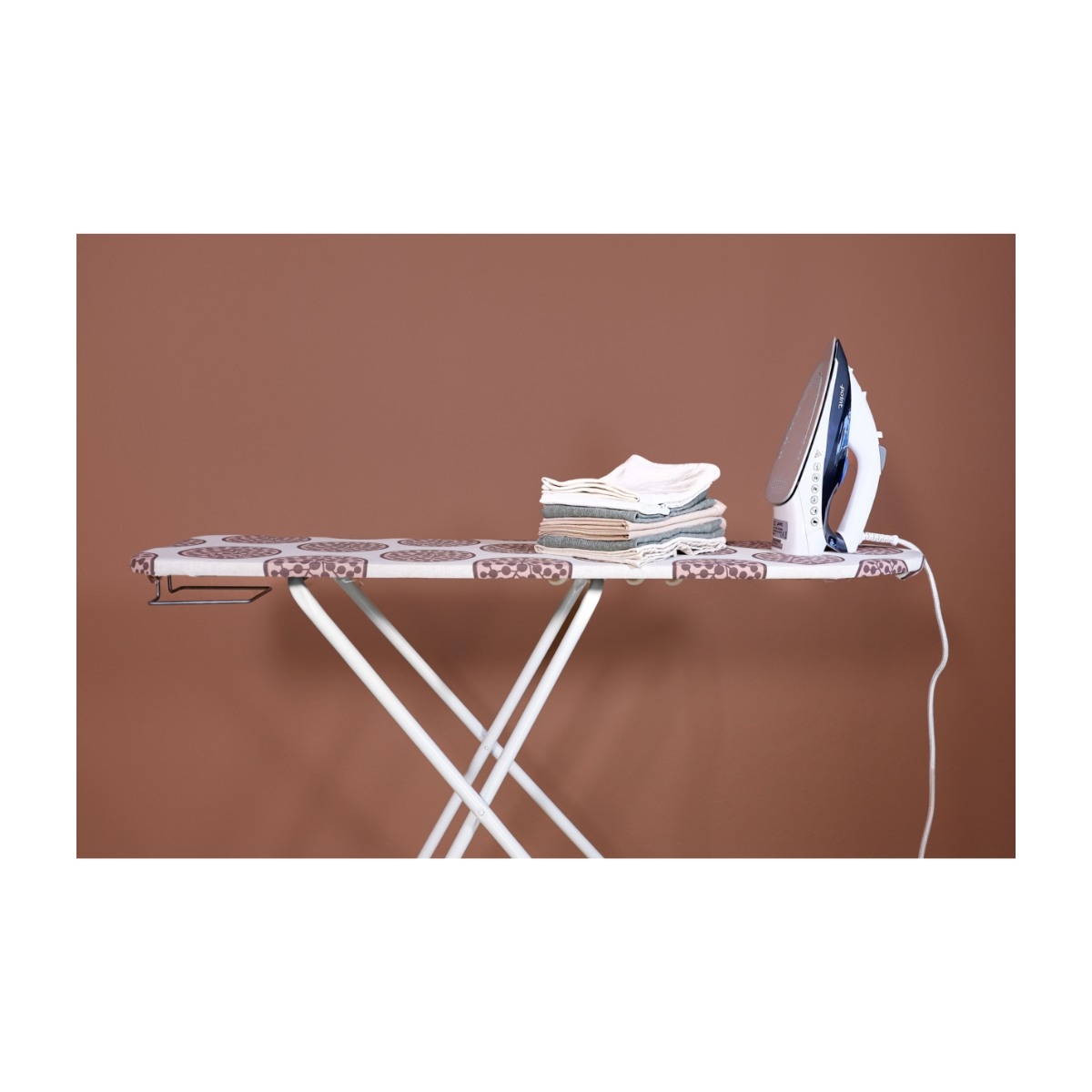 Point POGC50WH 2400W steam iron billede 2