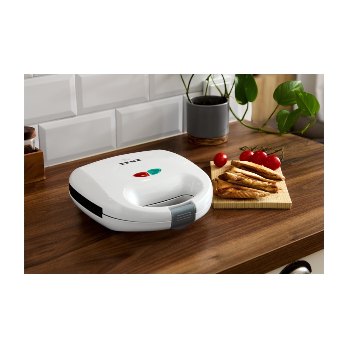 Senz SESM10 sandwich-maker