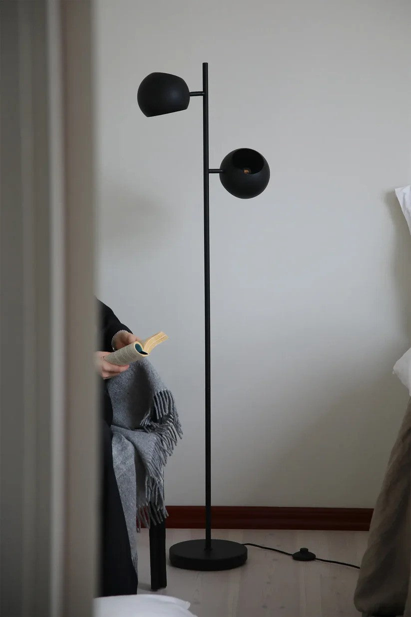 Markslöjd Edgar Gulvlampe 2L Sort billede 3