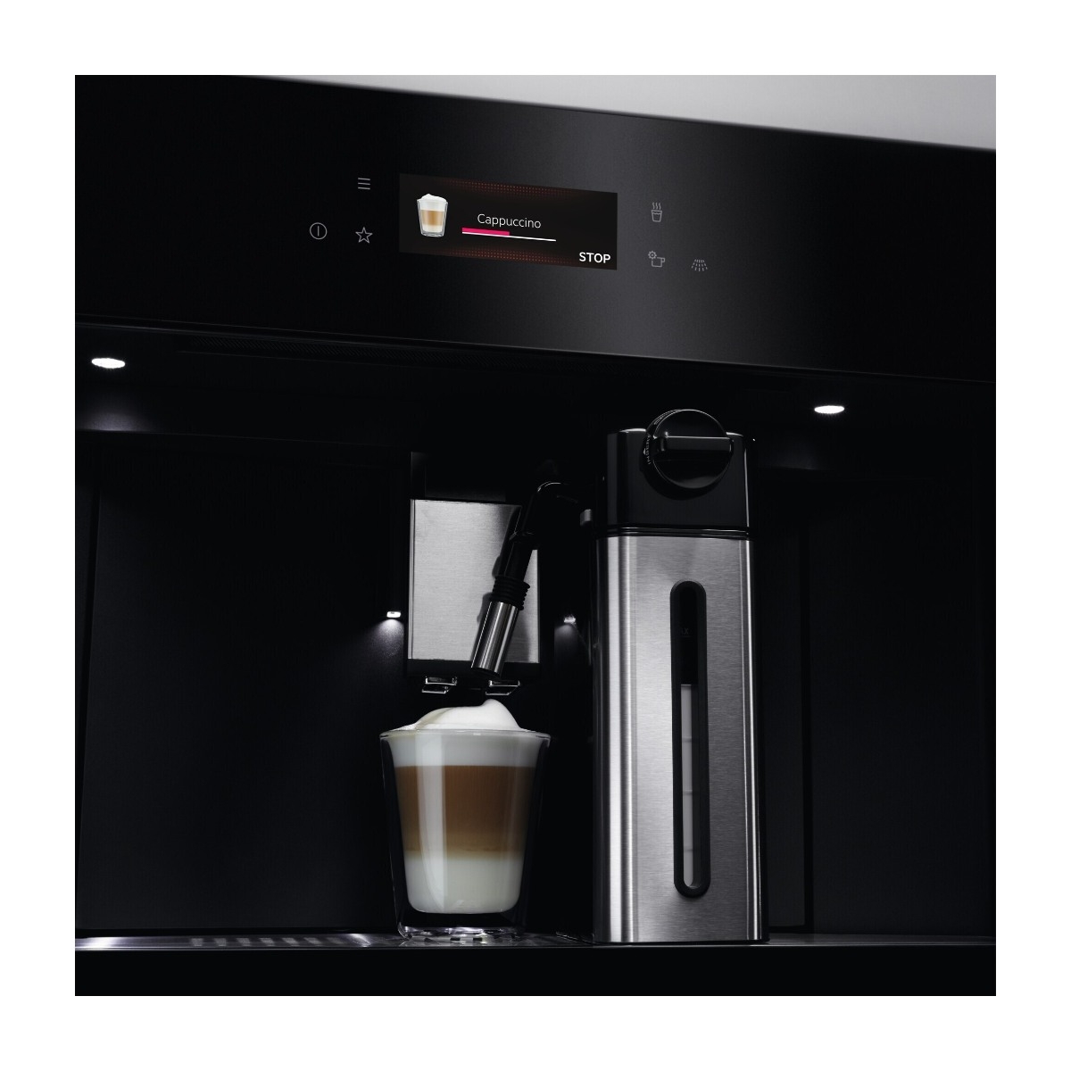 AEG KKB894500B integreret espressomaskine