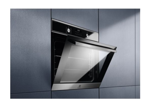 Electrolux EOD6P66X, Medium, Elektrisk ovn, 72 L, 3490 W, 72 L, Blæsertvungen billede 2