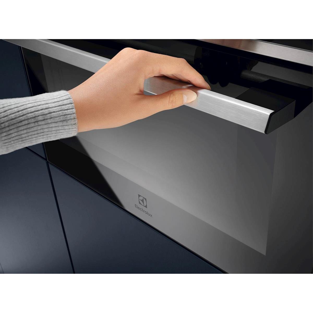 Electrolux COM806CX